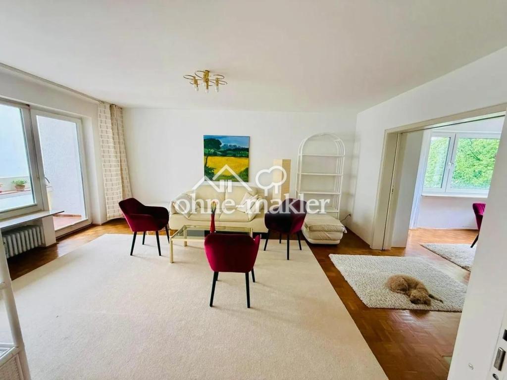 3-Zimmer-Wohnung mit Balkon in Krailling, 100 m² - Photo 1