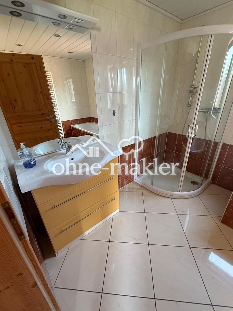 Charmantes Holzhaus mit direktem Seezugang, Garten & Balkon im Seepark Eiken - Foto 4