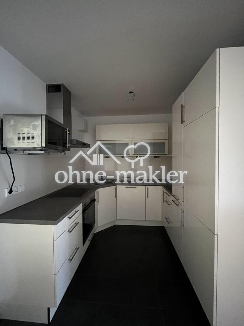 Helle 2-Zimmer-Wohnung mit Balkon, Einbauküche & Tiefgarage in Ingolstadt - Photo 2