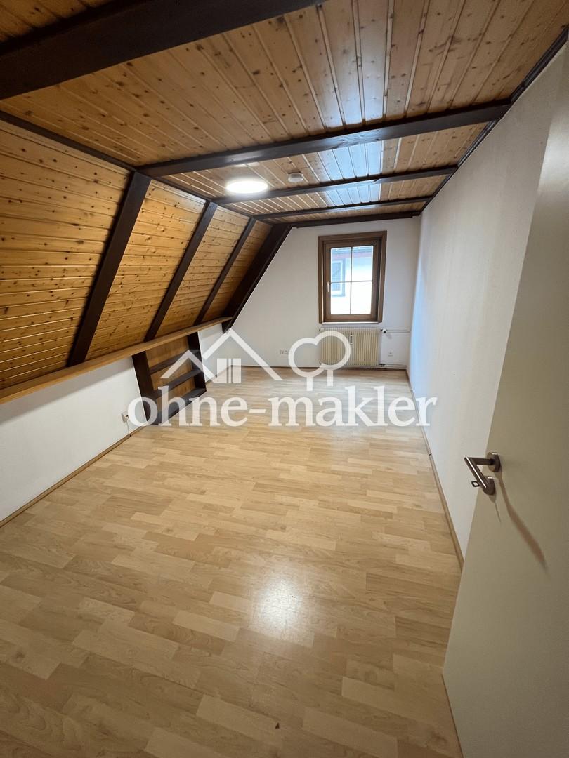 Helle 3-Zimmer-Wohnung mit Dachgeschosscharakter in Dornstetten - Photo 5