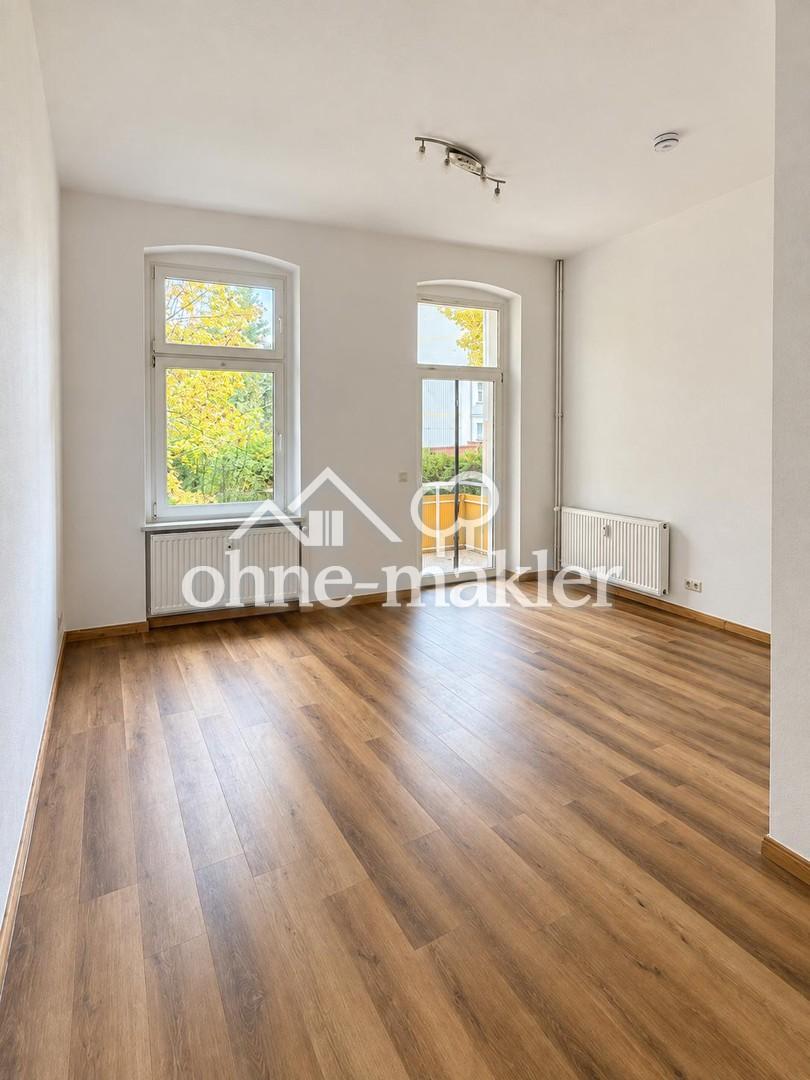 Helle 2-Zimmer-Altbauwohnung mit großem Südbalkon in zentraler Lage - Foto 1