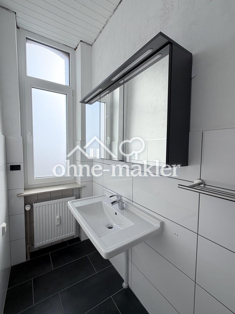 Großzügige Wohnung in stilvoller Altbauwohnung mit Balkon & Garten - Foto 4