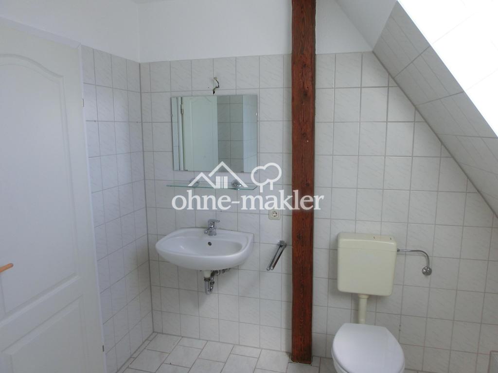 Schöne & helle 2-Zimmer-Wohnung mit Einbauküche - ab sofort verfügbar - Photo 2