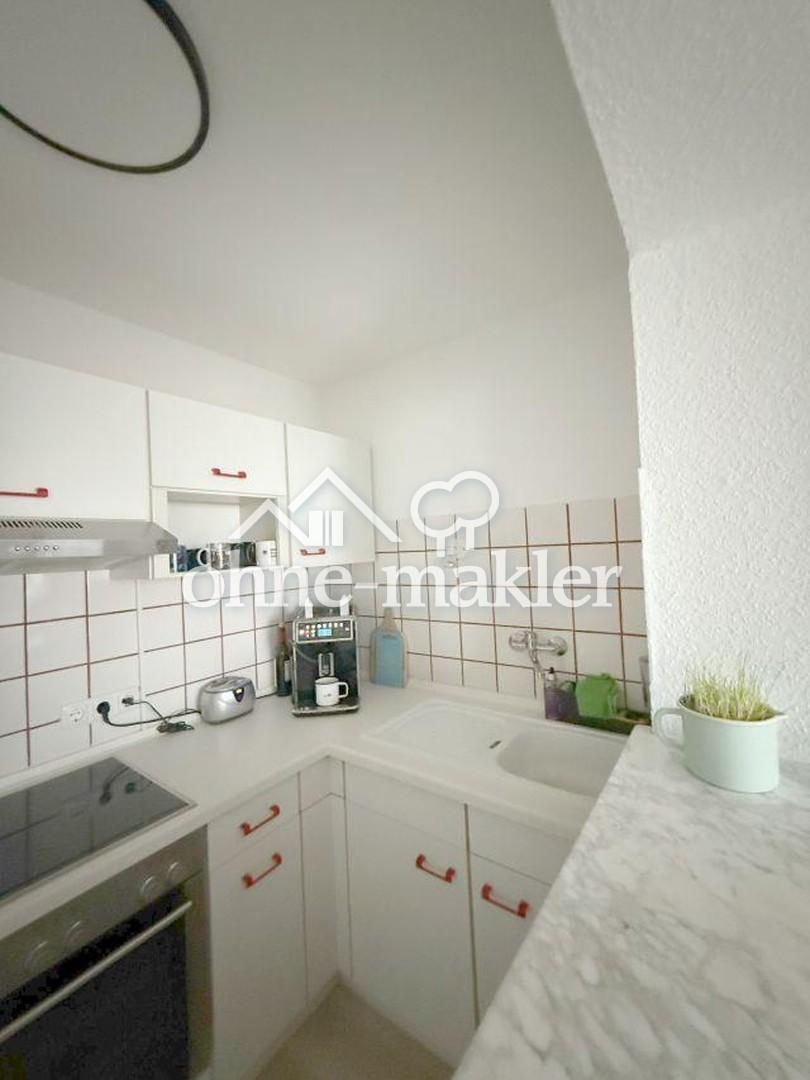 Sehr schöne, helle 1 Zi-Whg mit EBK und Balkon in Waldbüttelbrunn - Photo 5