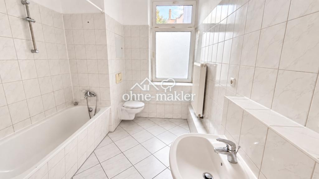 Renovierte 3-Raum-Wohnung in Leipzig – Zweinaundorfer Straße im 1.OG - Foto 1