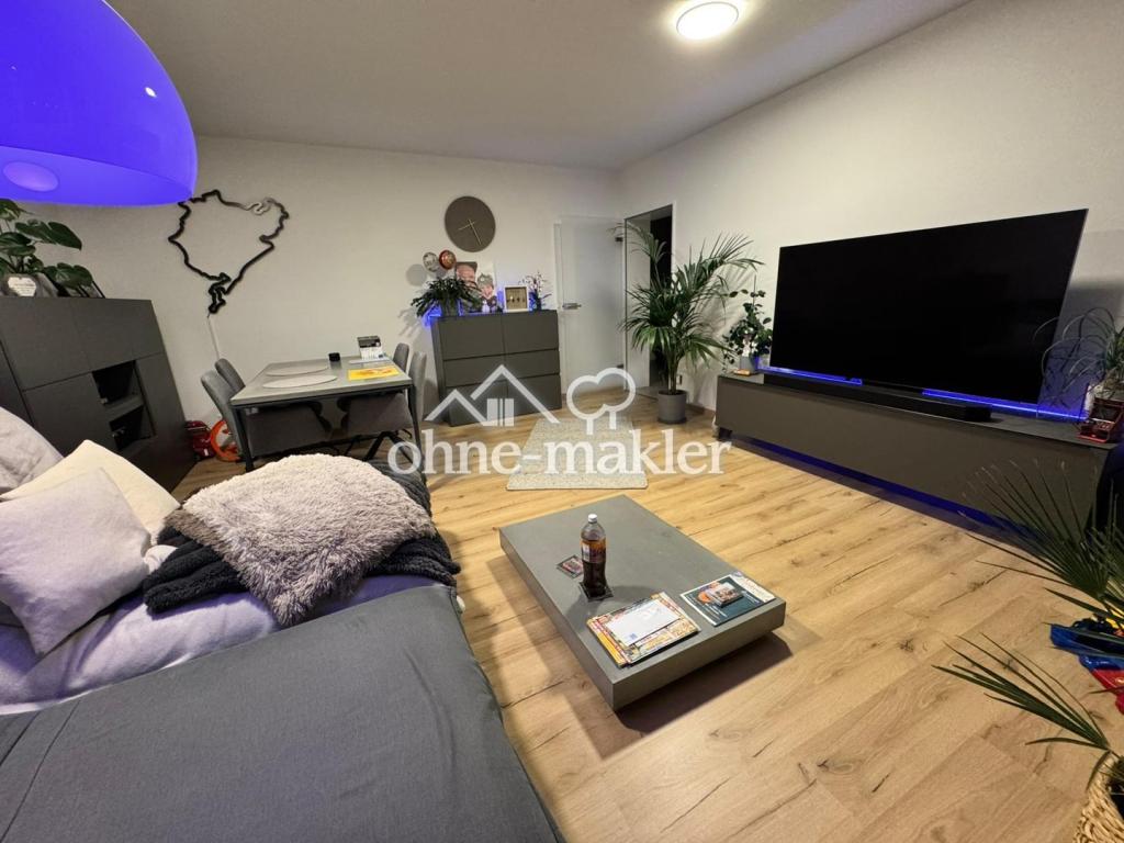 2 Zimmer 65m2 Kernsaniert Einbauküche Stellplatz - Foto 2