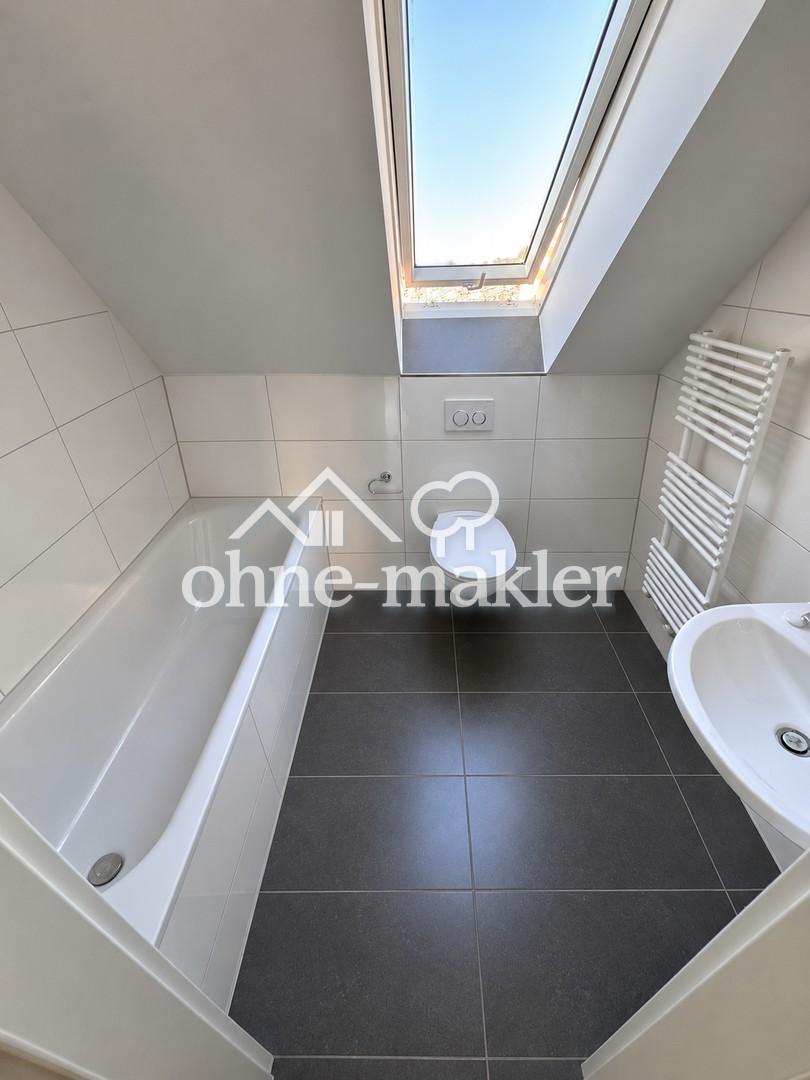 Gemütliche 1,5-Zimmer-Dachgeschosswohnung in Hemau - Photo 2