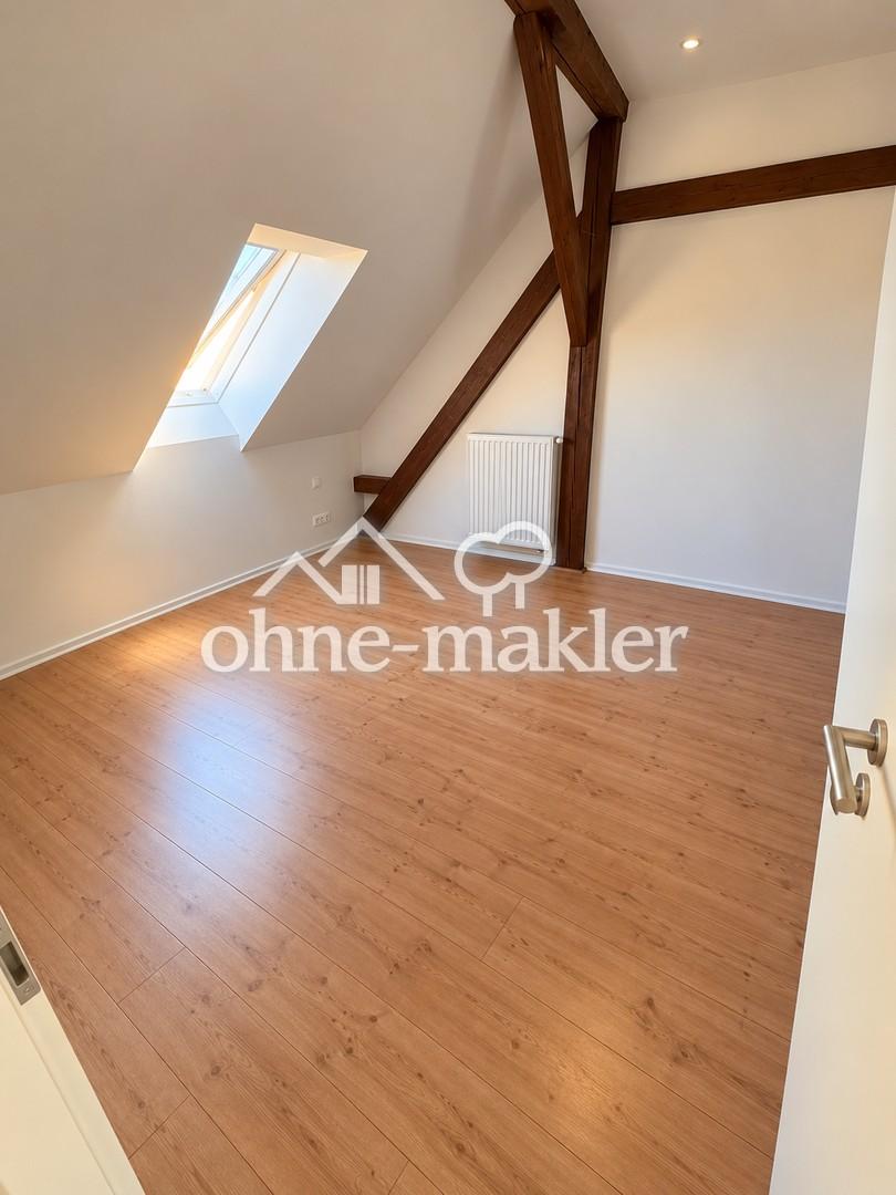 Gemütliche 1,5-Zimmer-Dachgeschosswohnung in Hemau - Photo 5
