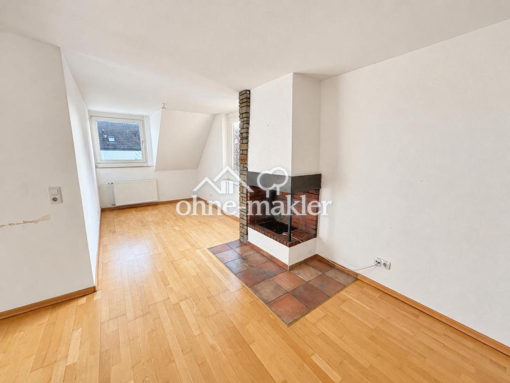 Großzügige 5-Zimmer-Wohnung mit Spitzboden in Dortmund-Lücklemberg - ab sofort frei - Photo 1