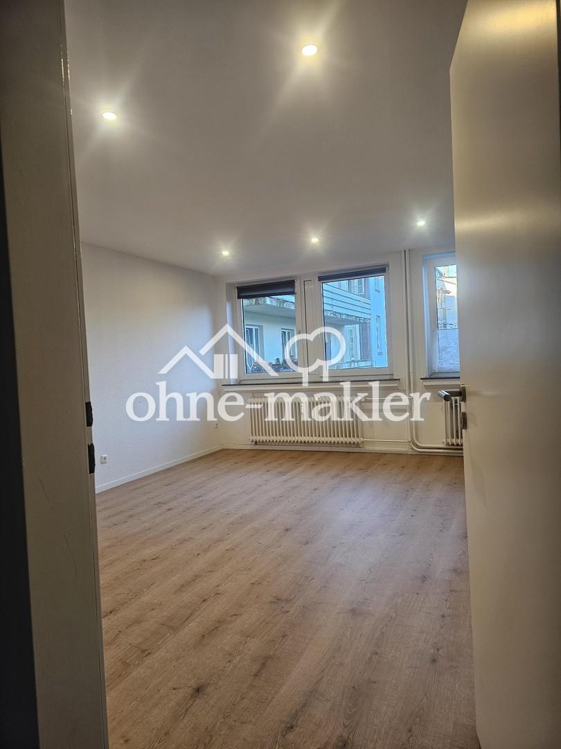 Renovierte 3-Zimmer-Wohnung, 90 m², Tageslichtbad und Gäste-WC - Photo 2
