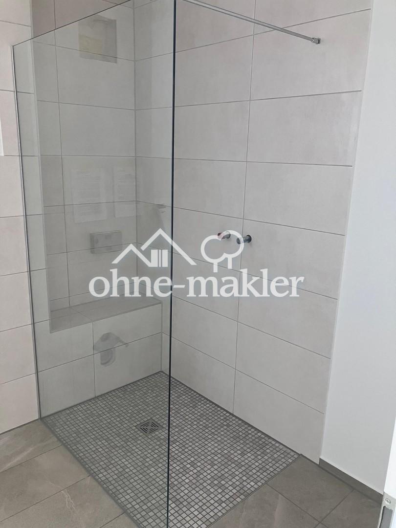 Einziehen & Wohlfühlen: Erstbezug 137m² mit Terrasse, Garten, Carport & Stellplatz in VS - Foto 3