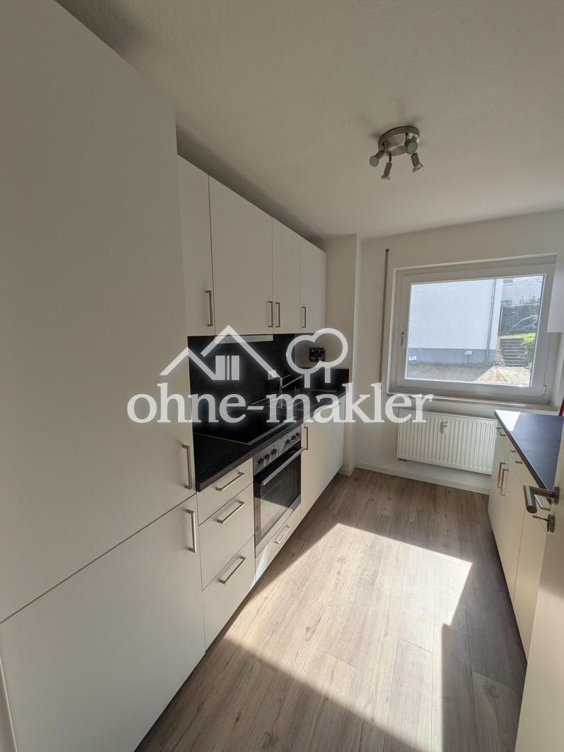 Gut geschnitten mit Küche und Balkon - Foto 1