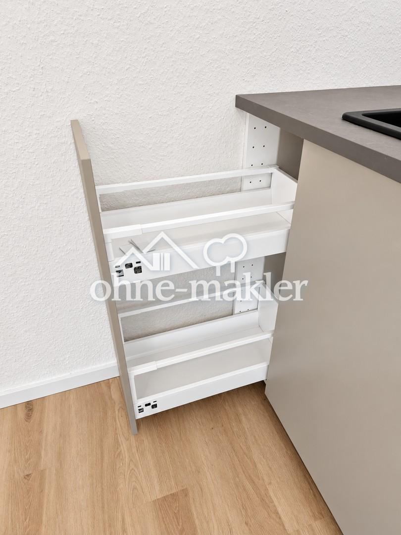 Helle, modernisierte Souterrainwohnung mit neuer Küche & Gartennutzung - Foto 3