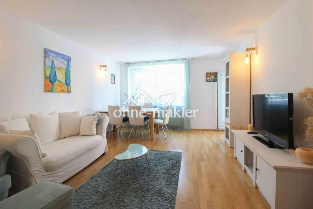 Wunderschöne 3-Zimmer-Wohnung mit sonnigem Balkon - Foto 2