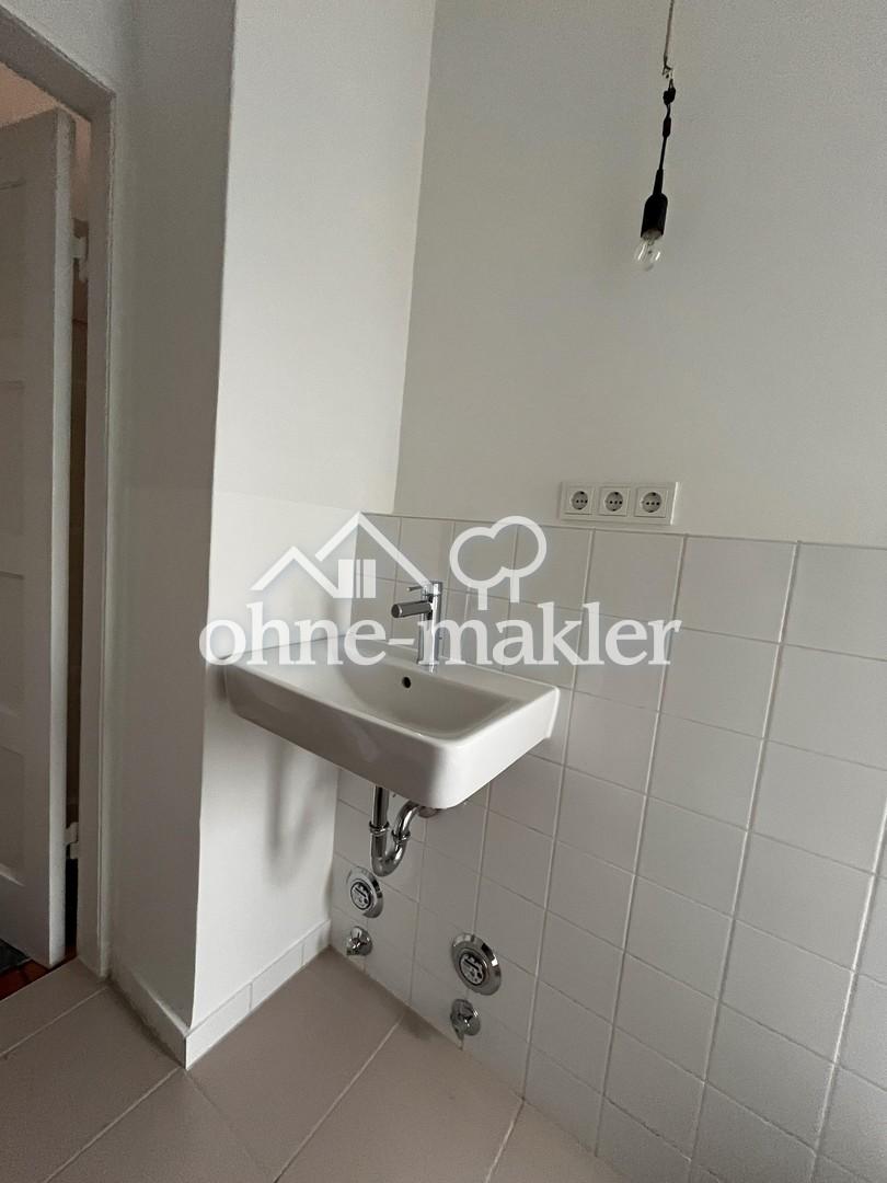 ***NEU***2-Zimmer Whg, teilsaniert & in Uni-Lage*** - Photo 2