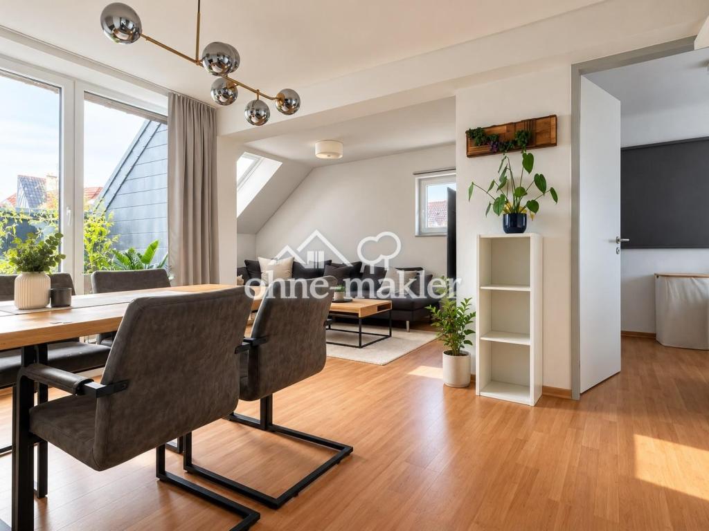 Schöne 3-Zimmer-Dachgeschosswohnung mit Südbalkon in der Südstadt – Nachmieter zum 01.12. gesucht - Foto 3