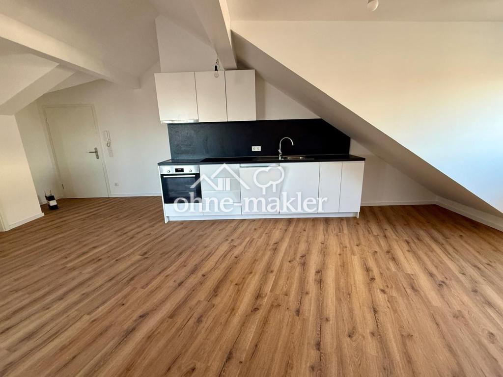 Neubaustandard! Helle 3,5 Zi.-DG-Whg. mit Balkon, Klimaanlage und Burgblick. - Foto 2