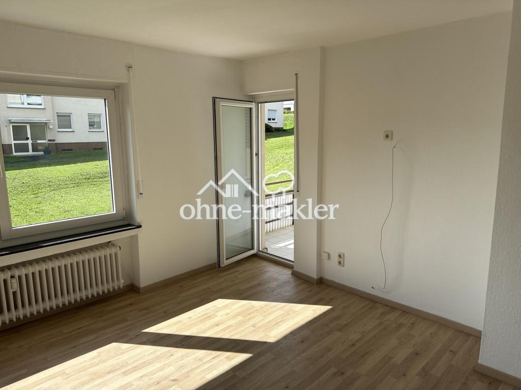 sanierte helle 3-Zimmer-Wohnung mit Einbauküche, Balkon und Stellplatz - Photo 3