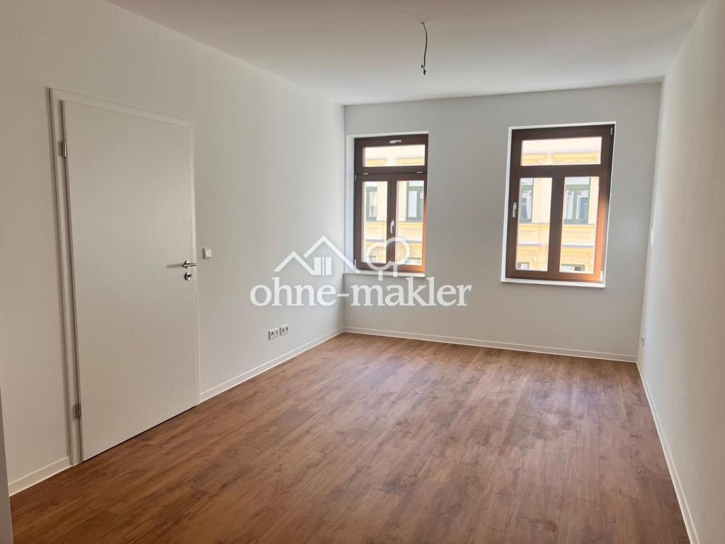 Erstbezug nach Sanierung! Moderne 1-Raum WE mit Balkon und EBK im Süden von Halle - Photo 2