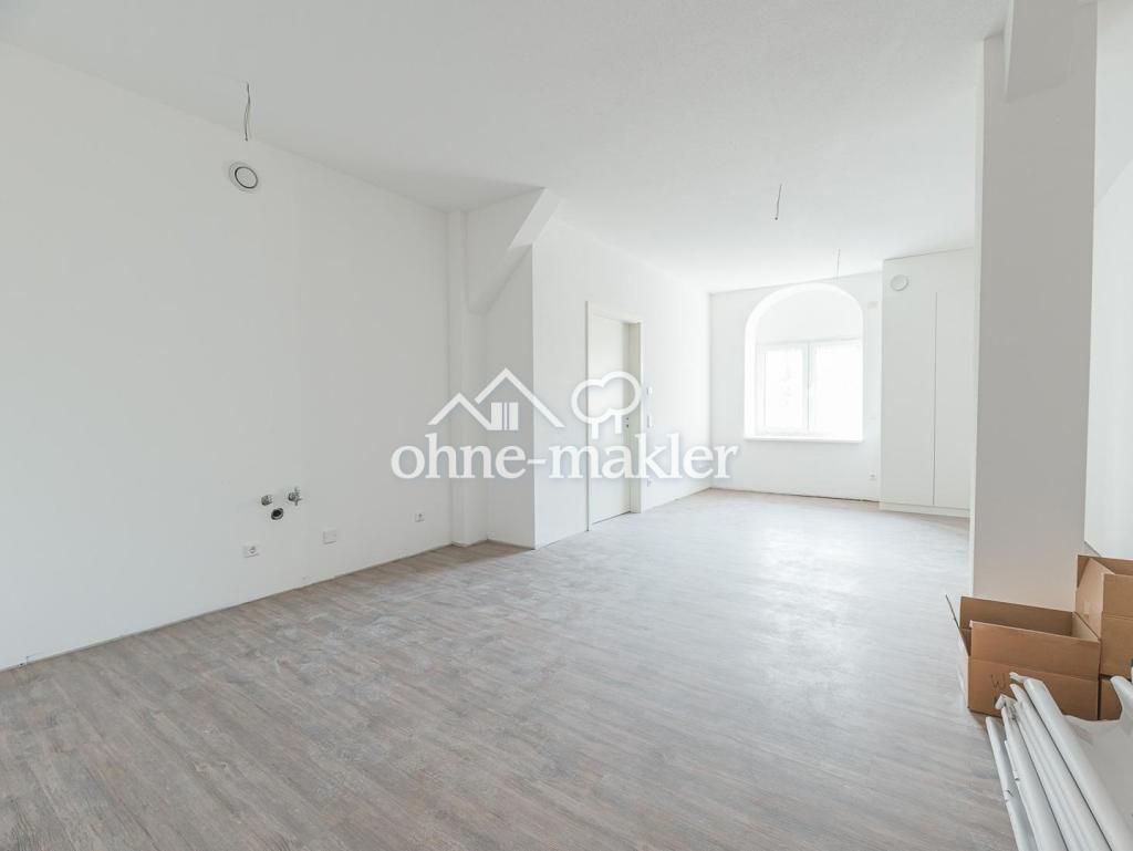 Noch dieses Jahr neu durchstarten: Helle 2-Zimmer-Wohnung mit Balkon im Herzen von Walldürn - Foto 1