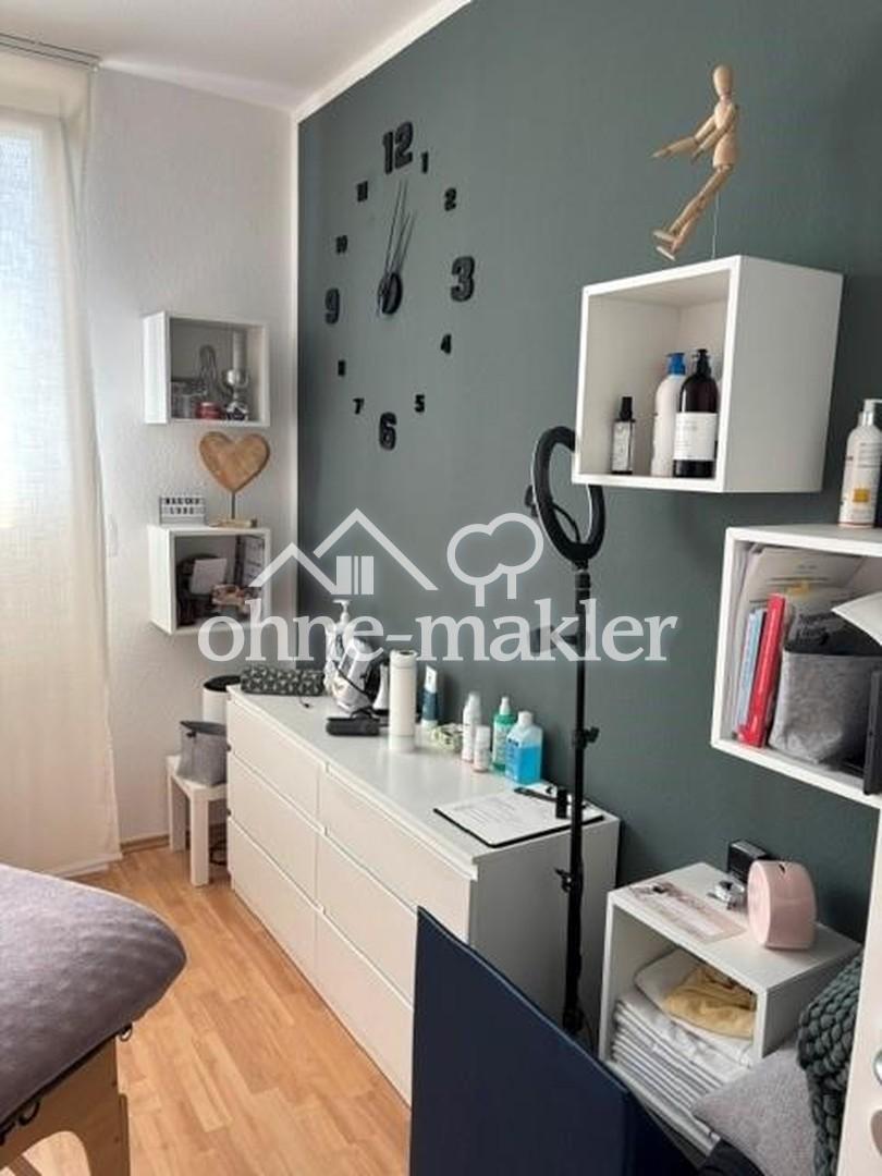 Helle 3-Zimmer-Dachgeschosswohnung mit Dachterrasse im Ortskern von Altdorf - Foto 2