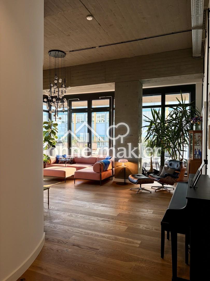 Viel Platz für den Alltag in dieser modernisierten 4-Zimmer-Loftwohnung in Lichtenberg - Photo 5