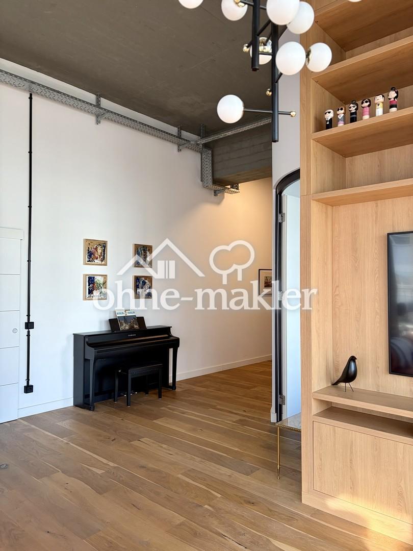 Viel Platz für den Alltag in dieser modernisierten 4-Zimmer-Loftwohnung in Lichtenberg - Foto 2