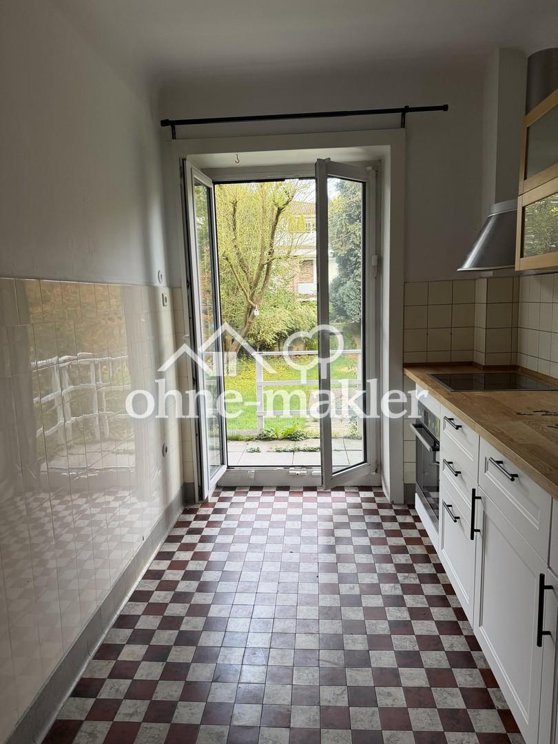 Charmante Altbauwohnung mit Fischgrätparkett, hohen Decken und großem GartenWellingsbüttel - Photo 4