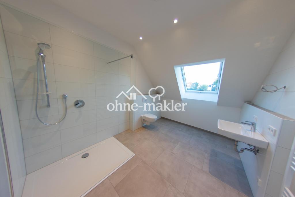 Moderne Neubau-Maisonettewohnung mit hochwertiger Ausstattung, Balkon und EBK - Foto 4