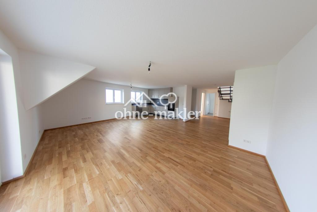 Moderne Neubau-Maisonettewohnung mit hochwertiger Ausstattung, Balkon und EBK - Foto 1
