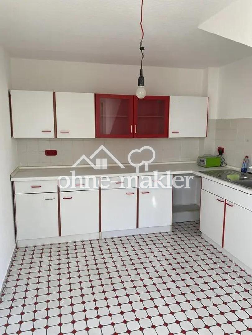Schöne DG-Wohnung mit Ausblick, EBK & Stellplatz - Foto 2