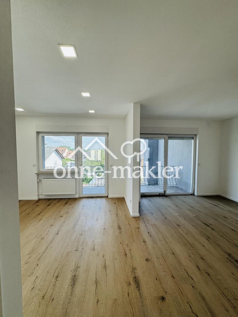 Neuwertige 6-Zimmer-Wohnung mit Einbauküche, Hauswirtschaftsraum und 2 Balkonen - Photo 1