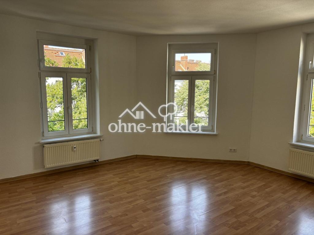 Helle 3-Zimmer-Wohnung mit Aufzug, neuer Einbauküche und modernisiertem Bad - Photo 1
