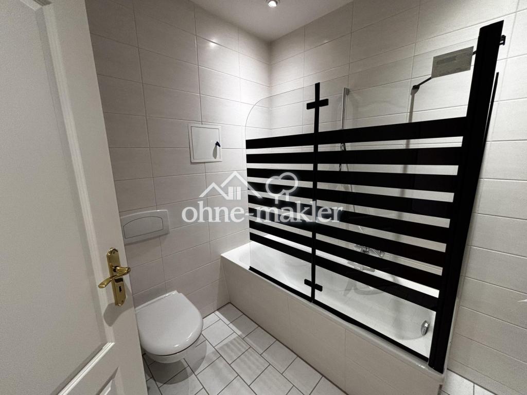 Helle 3-Zimmer-Wohnung mit Aufzug, neuer Einbauküche und modernisiertem Bad - Photo 5