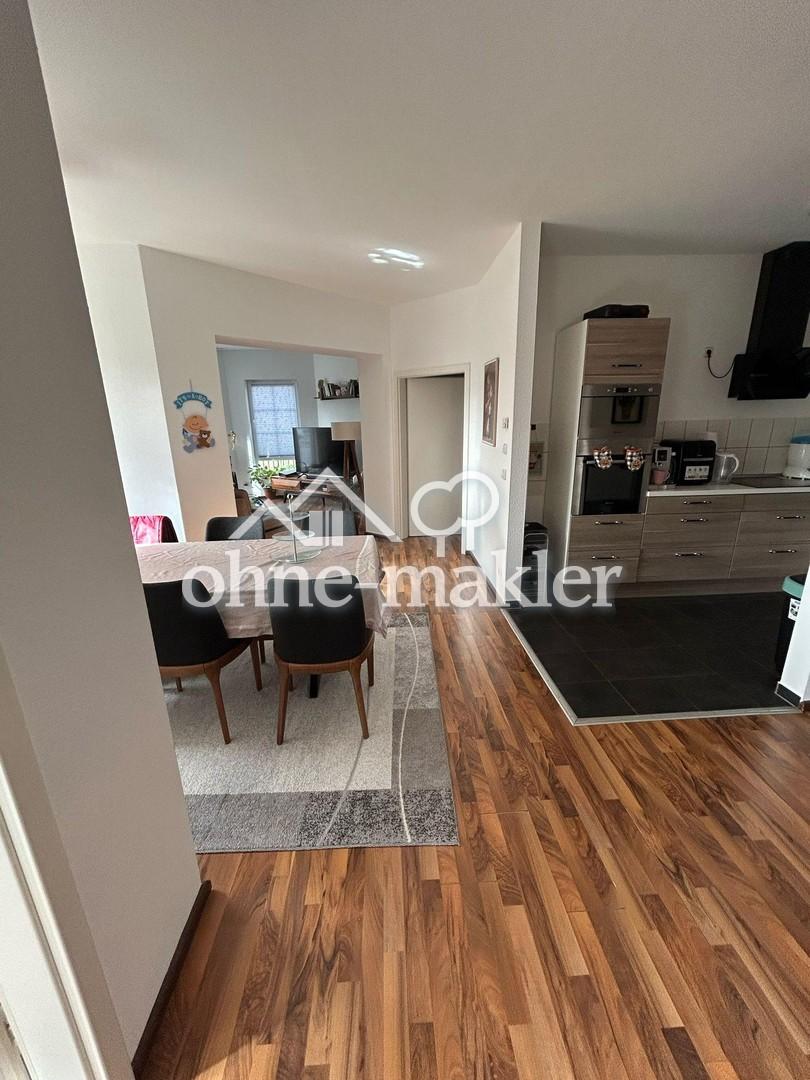 Erdgeschoss-Wohnung mit Terrasse & eigenem Garten - 105 m², Fußbodenheizung, Stellplatz - Photo 4