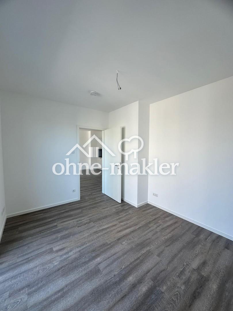 Exklusive, neue 3-Zimmer-Wohnung mit Balkon in Berlin-Karlshorst, bezugsfertig ab 01.11.26 - Photo 2