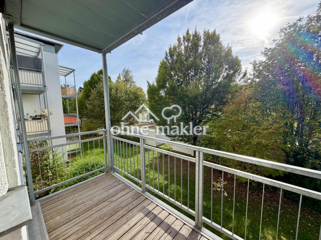 2-Raum-Wohnung mit Balkon & Badewanne - WG geeignet - Parkett-Fußboden - Foto 5