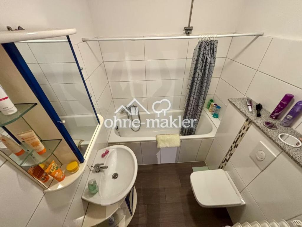 Ruhige 2,5-Zimmer-Wohnung mit Balkon in guter Lage - Foto 5