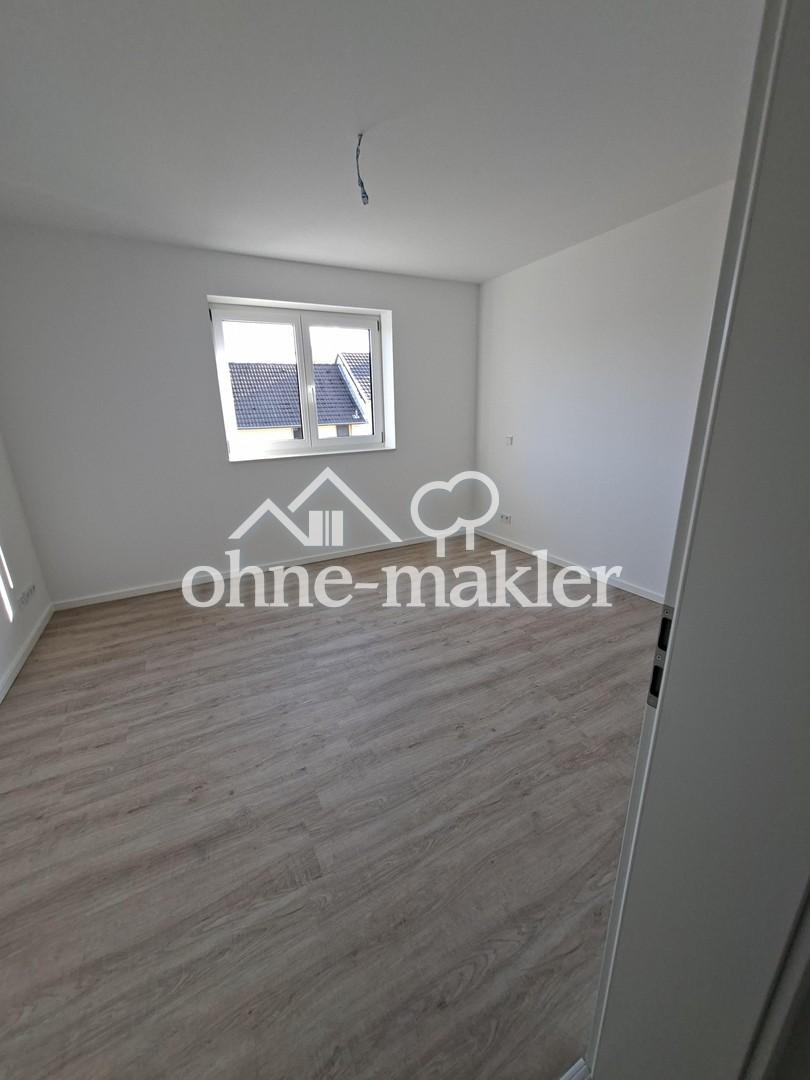 Wohlfühldomizil im Zweifamilienhaus ,Erstbezug, Wärmepumpe/PV-Anlage/langfristige Staffelmiete - Foto 3