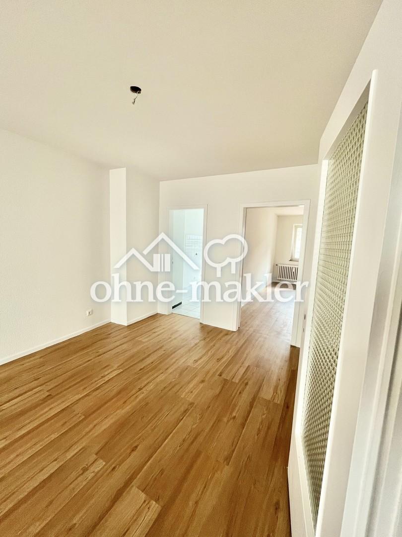 Wohnung mit Balkon zum ruhigen Innenhof - Foto 3