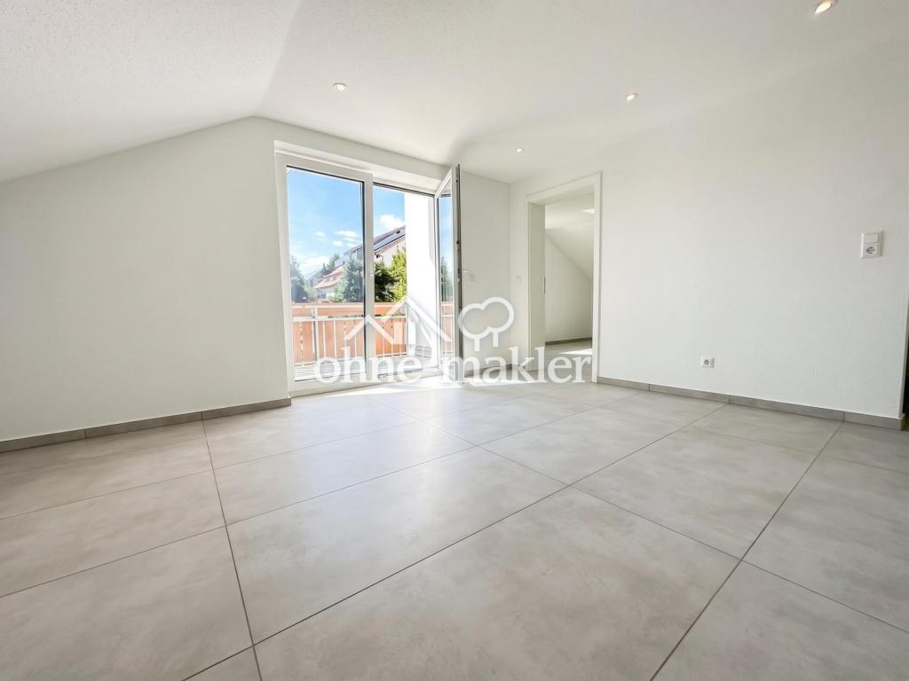 Erstbezug kernsanierte 2,5-Zim.-Wohnung mit Balkon, Fußbodenheizung, Wärmepumpe in Brigachtal - Photo 1