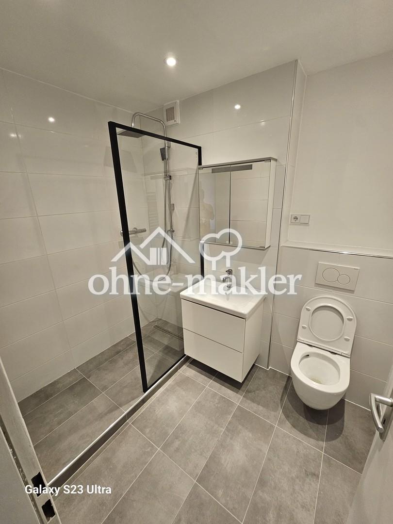 kernsarnierte 2,5-Zimmerwohnung mit Skyline-Blick und Top-Anbindung - Photo 2