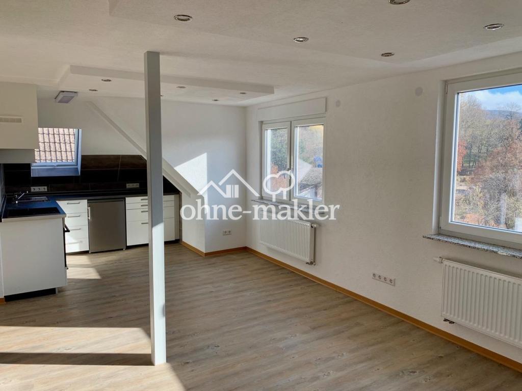 Charmante 2-Zimmer-Altbauwohnung mit traumhafter Aussicht in zentraler Lage in Aalen - Foto 1