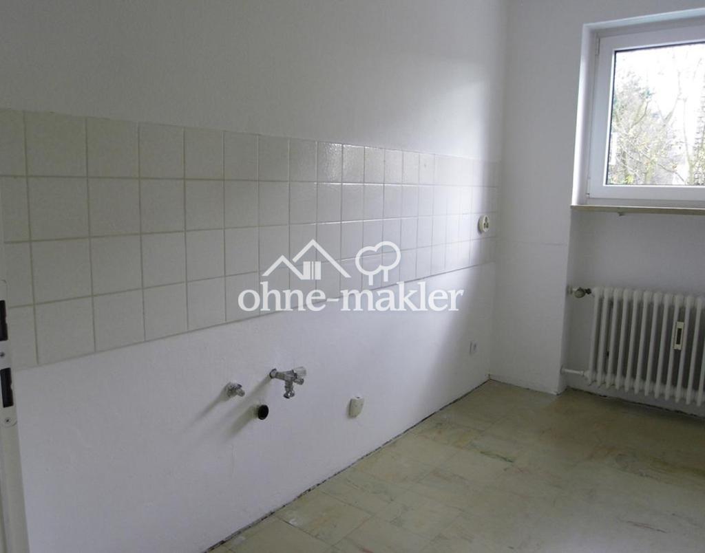 Vierzimmer-Dachgeschoss-Wohnung, ca. 81 qm zu vermieten - Photo 2