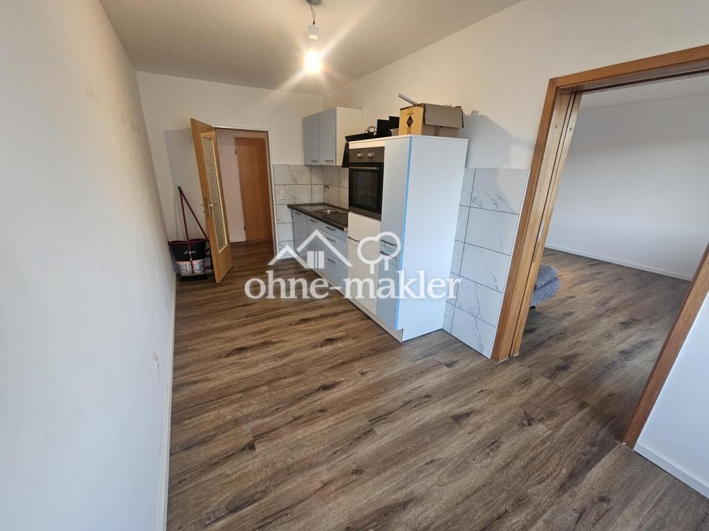 Helle 2-Zimmer-Wohnung mit Balkon und Einbauküche - Photo 3