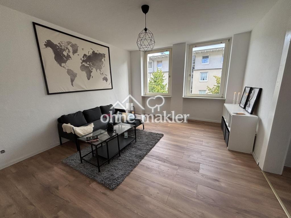 Lichtdurchflutete renovierte 54qm-Wohnung inkl. Einbauküche & Möbel - Foto 1