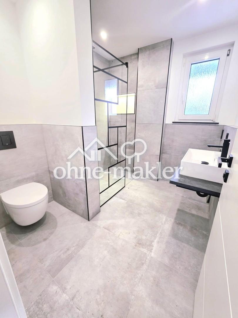 Elegante 100 m2 |4,5 Zimmer Wohnung | Balkon und Kamin neu renoviert - Photo 4
