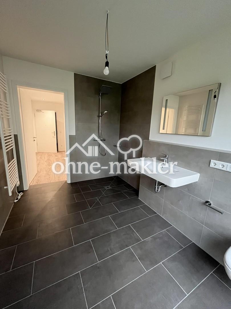 Exklusive 2-Zimmer Wohnung mit Einbauküche und Terrasse - Foto 3
