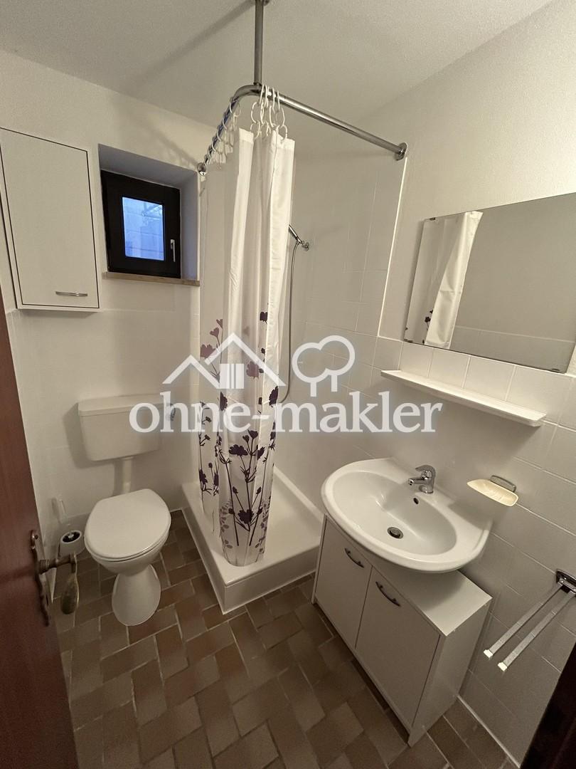 Helles Appartement mit eigenem Parkplatz und WLAN-Flatrate in Obereichstätt - Photo 5