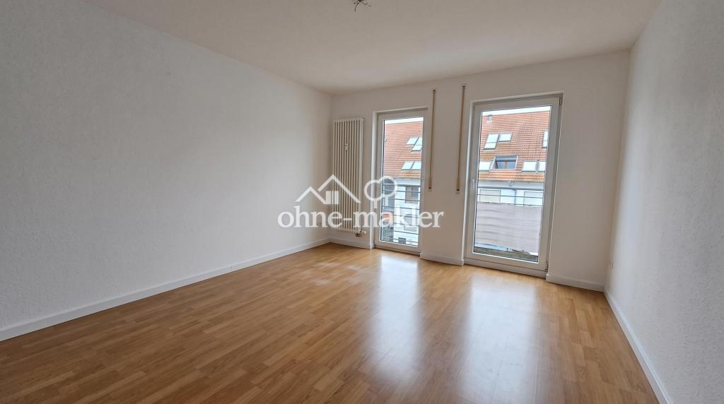 Helle 3-Zimmer-Wohnung mit 2 Balkonen, neuer Einbauküche und Blick ins Grüne - Photo 2